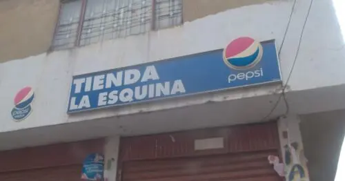 TIENDA LA ESQUINA CARRERA 89C TIENDA LA ESQUINA CARRERA 89C